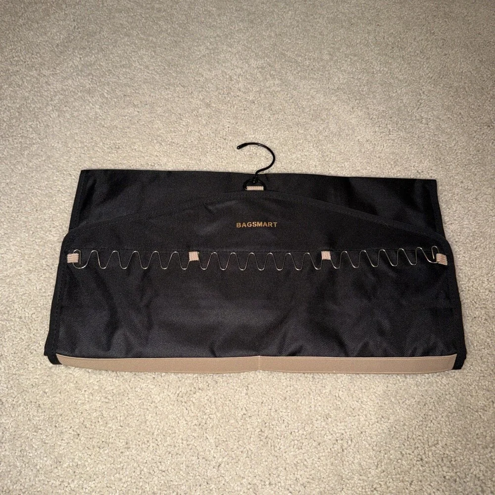 BAGSMART Hanging Jewelry Organizer with Hanger Metal Hooks Double-Sided Jewelry